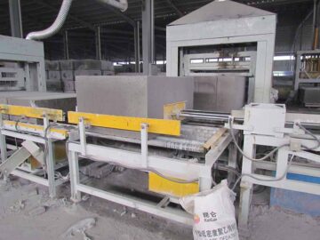 河南無(wú)機(jī)防火門(mén)芯板生產(chǎn)廠家，源頭廠家現(xiàn)貨直營(yíng)，歡迎考察歡迎詢(xún)價(jià)